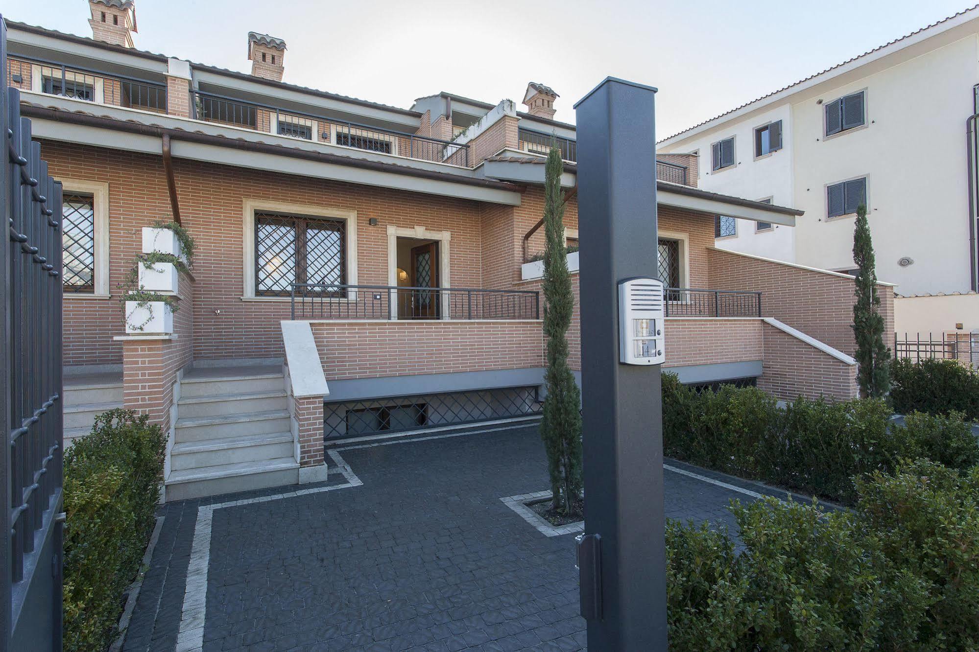 Domus Anagnina Vila Ciampino Exterior foto